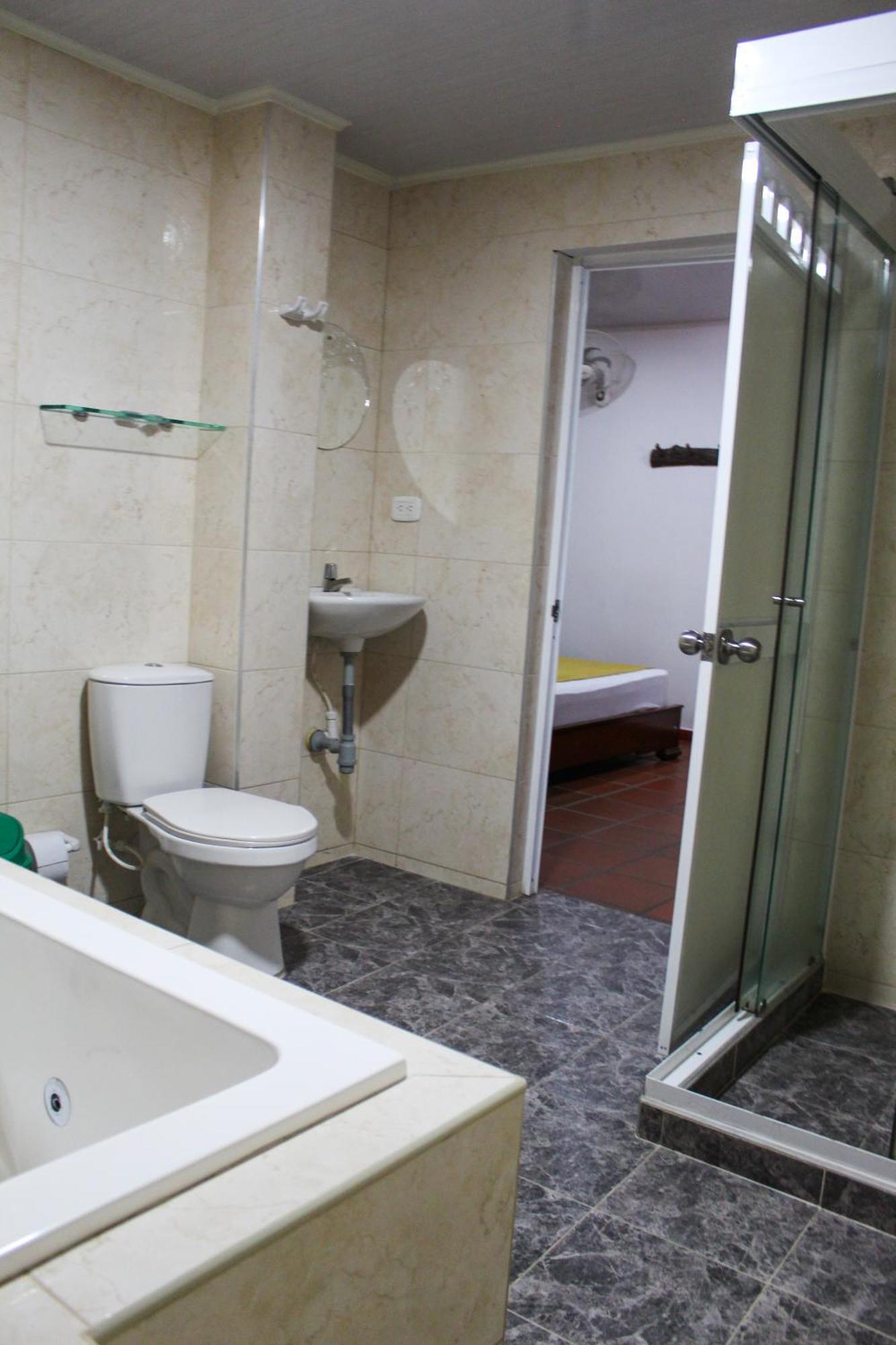 Hotel Colonial San Felipe Girón エクステリア 写真