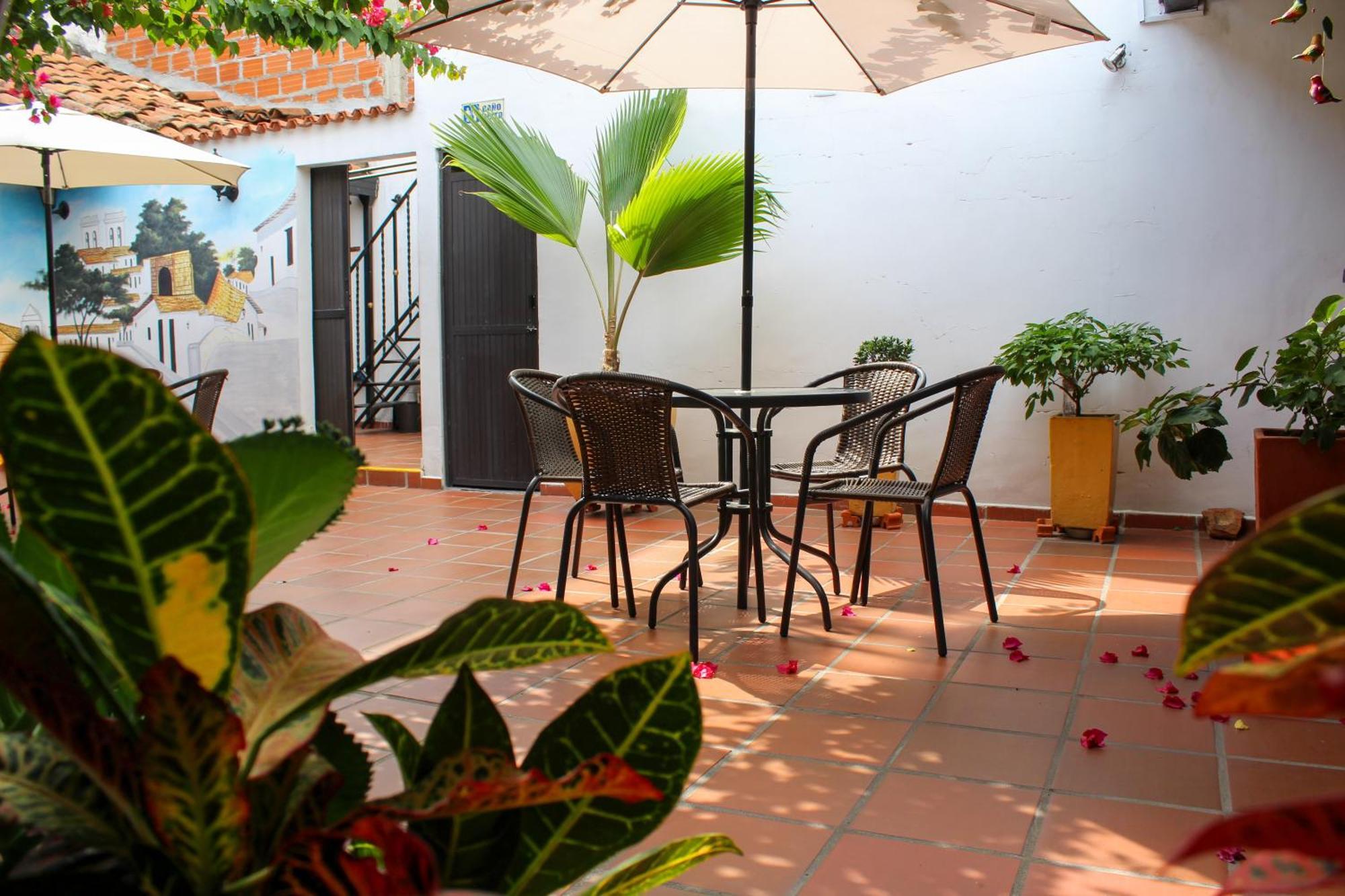 Hotel Colonial San Felipe Girón エクステリア 写真